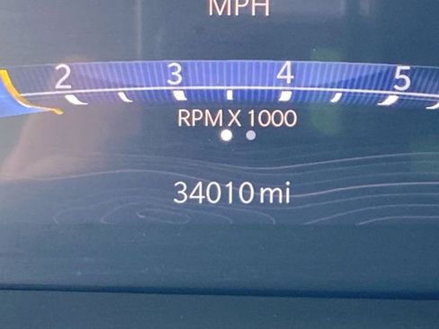 Used 2021 Jeep Grand Cherokee L Limited w/ Luxury Tech Group II image 12