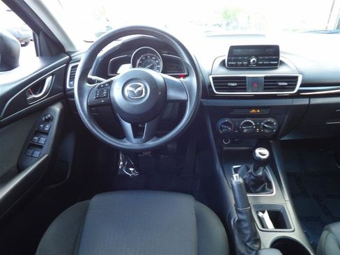 Used 2014 MAZDA MAZDA3 i SV image 12