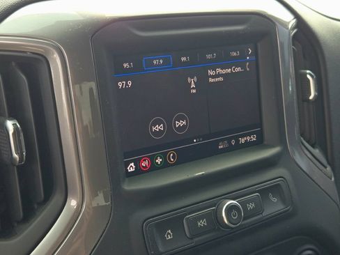Used 2021 Chevrolet Silverado 1500 Custom Trail Boss w/ Midnight Edition AWD/4WD image 26