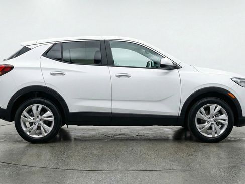 Used 2025 Buick Encore GX Preferred FWD image 11