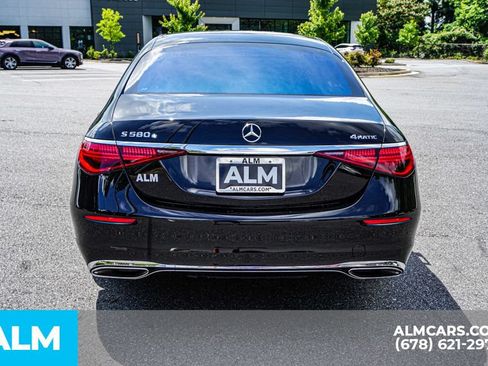 Used 2024 Mercedes-Benz S 580e 4MATIC Sedan image 11
