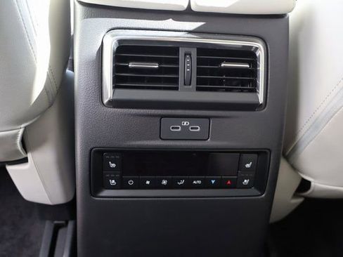 Used 2025 MAZDA CX-90 3.3 Turbo S w/ Premium Plus image 18