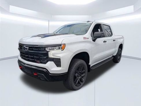 Used 2026 Chevrolet Silverado 1500 LT Trail Boss w/ Convenience Package II AWD/4WD image 8