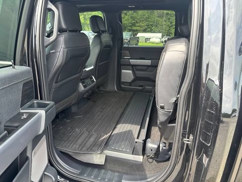 Used 2025 Ford F150 Lariat w/ Equipment Group 502A High AWD/4WD image 29