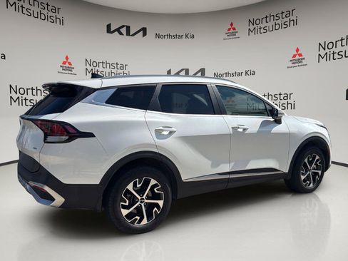 Used 2023 Kia Sportage EX AWD/4WD image 5