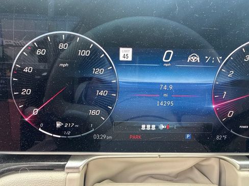 Used 2026 Mercedes-Benz S 580 4MATIC Sedan image 3
