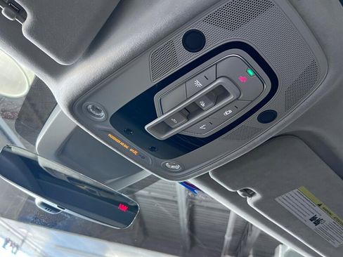 Used 2019 Audi Q8 Prestige image 23