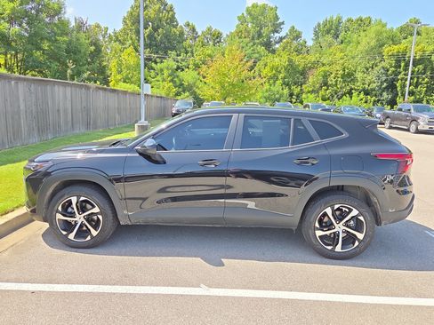Used 2025 Chevrolet Trax RS w/ Driver Confidence Package FWD image 6