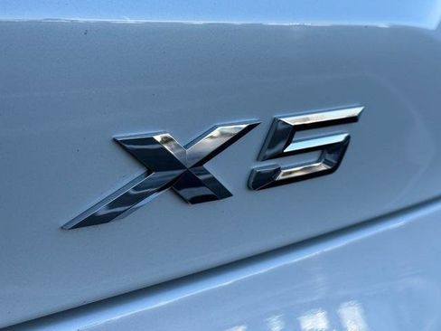 Used 2024 BMW X5 xDrive40i w/ M Sport Package image 11