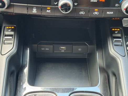 Used 2020 Kia Telluride S AWD/4WD image 28