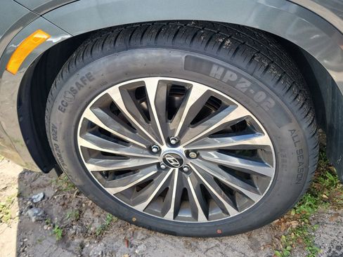 Used 2023 Hyundai Palisade Calligraphy image 4