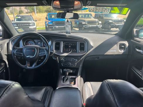 Used 2021 Dodge Charger SXT w/ Leather Interior Group image 20