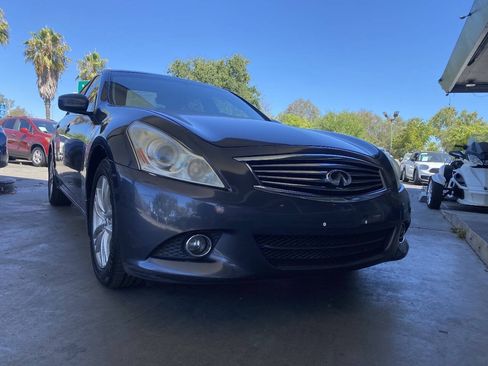 Used 2011 INFINITI G37 Journey w/ Premium Pkg RWD image 14