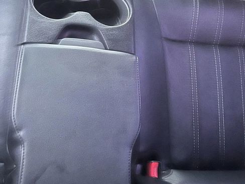 Used 2013 Chrysler 300 S image 24