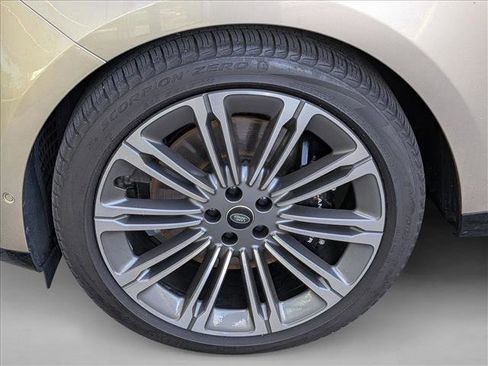 Used 2023 Land Rover Range Rover Autobiography image 19