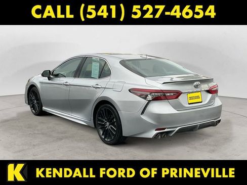 Used 2023 Toyota Camry XSE image 3