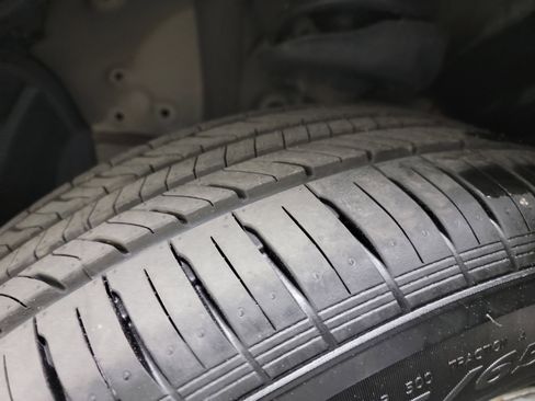 Used 2010 Honda CR-V LX image 22