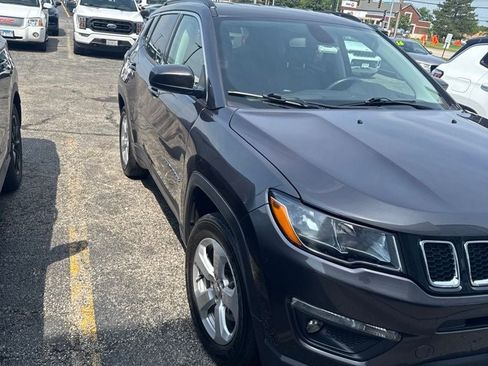 Used 2020 Jeep Compass Latitude FWD image 6