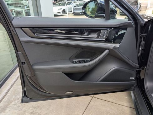 New 2025 Porsche Panamera image 13