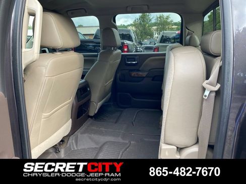 Used 2016 GMC Sierra 1500 SLT w/ Enhanced Driver Alert Package AWD/4WD image 10