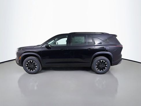 New 2026 Chevrolet Traverse Z71 w/ LPO, Floor Liner Package AWD/4WD image 8