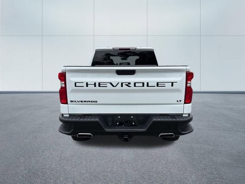 Used 2021 Chevrolet Silverado 1500 LT Trail Boss w/ LPO, Dark Essentials Package AWD/4WD image 6