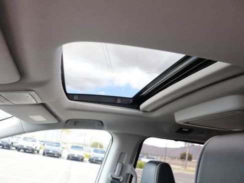 Used 2025 Honda Odyssey Elite image 30