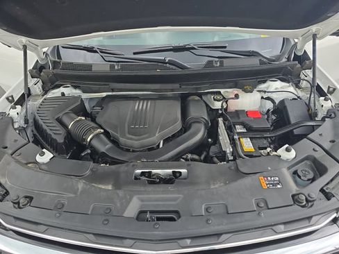 Used 2024 Chevrolet Traverse LT w/ LPO, Floor Liner Package FWD image 34