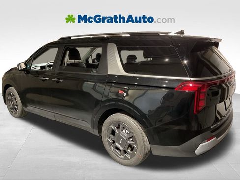 New 2026 Kia Carnival EX image 6