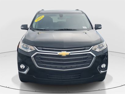 Used 2021 Chevrolet Traverse LT
