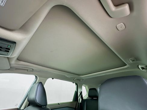 Used 2023 Nissan Rogue SV w/ SV Premium B Package FWD image 26