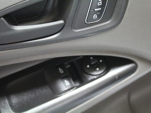 Used 2021 Ford Transit Connect XL image 18