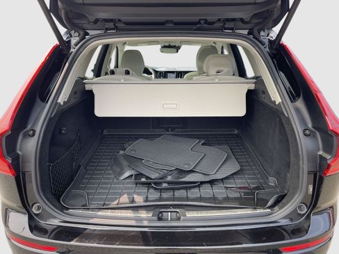 Used 2020 Volvo XC60 T5 Momentum AWD/4WD image 18
