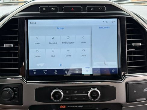 Used 2022 Ford F250 Lariat w/ Lariat Value Package AWD/4WD image 14
