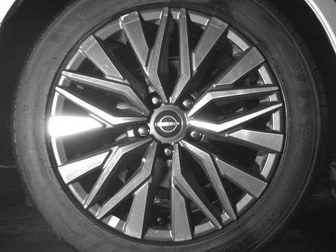 Used 2025 Nissan Altima 2.5 SV FWD image 15