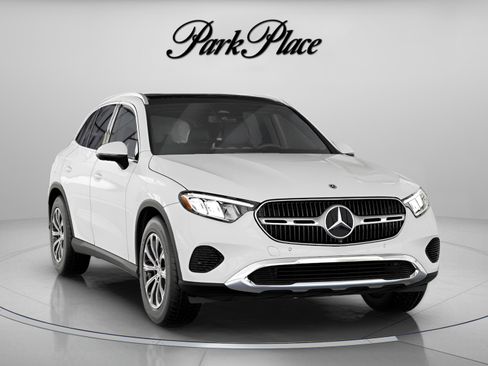 Used 2026 Mercedes-Benz GLC 300 4MATIC image 34