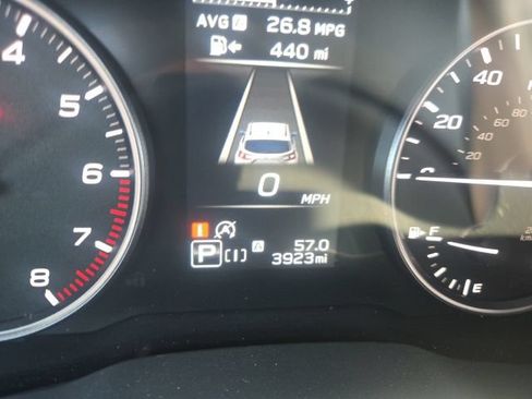 Used 2026 Subaru Crosstrek 2.5i Premium AWD/4WD image 11