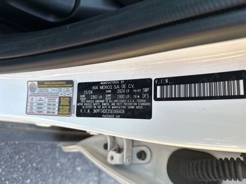 Certified 2025 Kia K4 FWD image 43