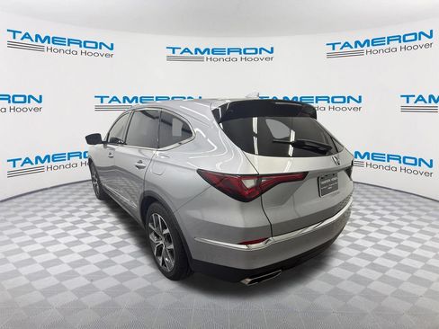 Used 2022 Acura MDX w/ Technology Package FWD image 3
