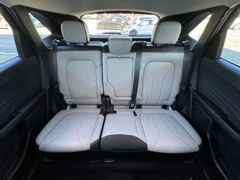 New 2025 Ford Escape SE w/ PHEV Premium Package image 27