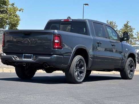 New 2026 RAM 1500 Big Horn AWD/4WD image 3