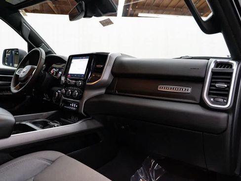 Used 2025 RAM 1500 Big Horn AWD/4WD image 31