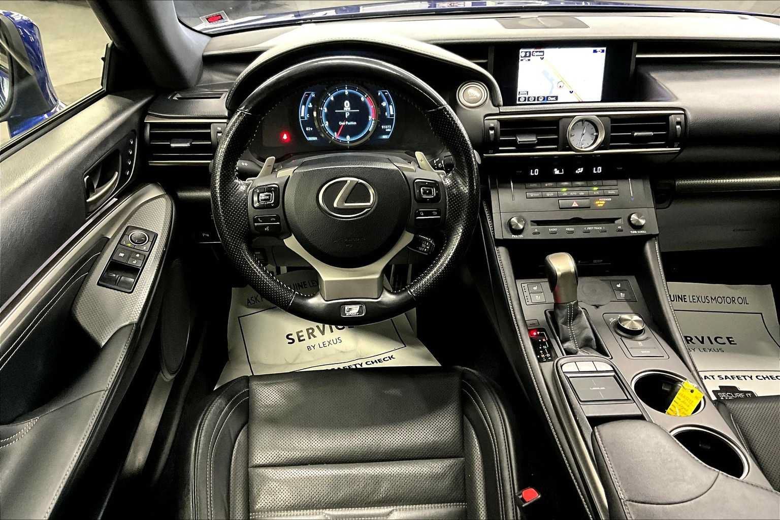 Used 2016 Lexus RC 200t RWD image 5