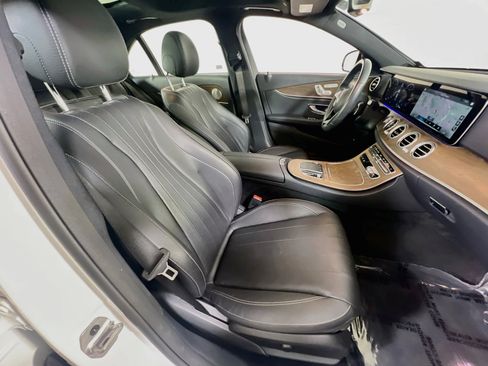 Used 2022 Mercedes-Benz E 350 Sedan image 29