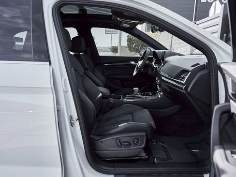 Used 2024 Audi SQ5 Premium Plus image 24