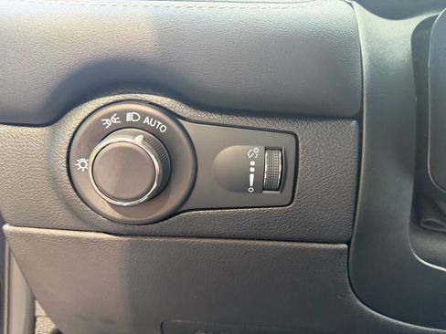 Used 2025 Dodge Durango SRT Hellcat image 11