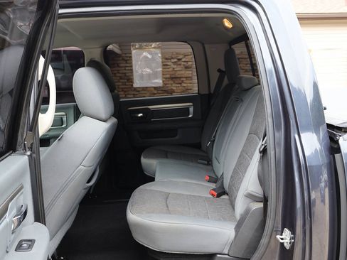 Used 2015 RAM 1500 Big Horn AWD/4WD image 20