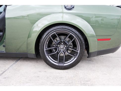 Used 2020 Dodge Challenger R/T Scat Pack RWD image 31