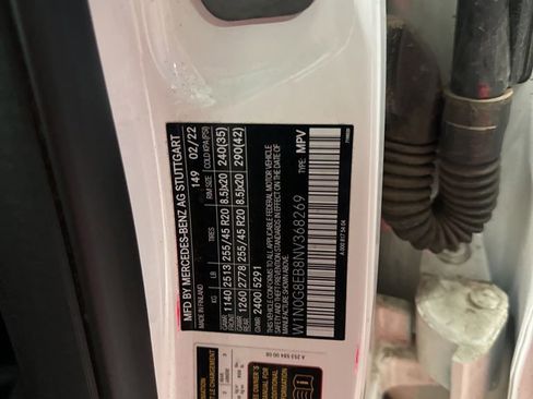 Used 2022 Mercedes-Benz GLC 300 4MATIC image 5