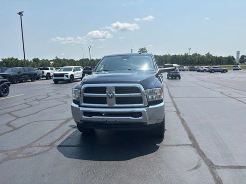 Used 2015 RAM 2500 Tradesman w/ Chrome Appearance Group AWD/4WD image 4